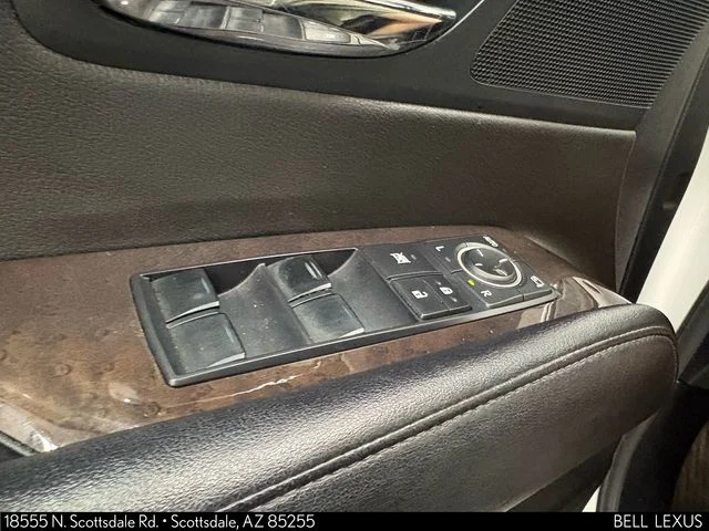 Used 2013  Lexus 350 image 17