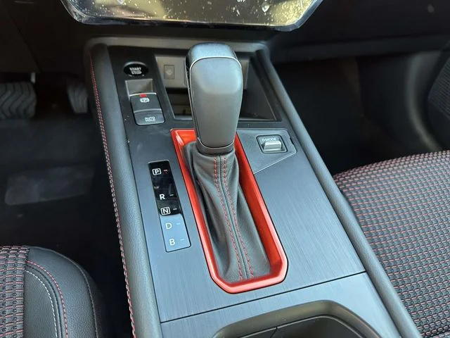 2026 Nissan KICKS SR - Photo 23