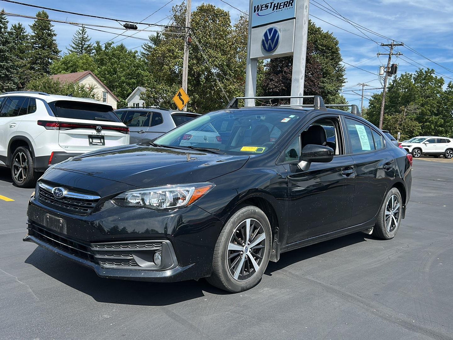 Used 2021 Crystal Black Silica Subaru Premium image 3