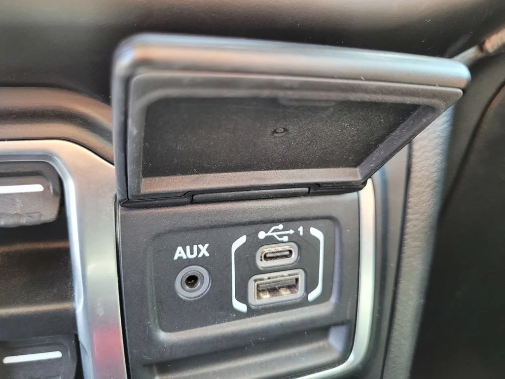 2023 Jeep Wrangler 4-Door Sport S - Photo 29