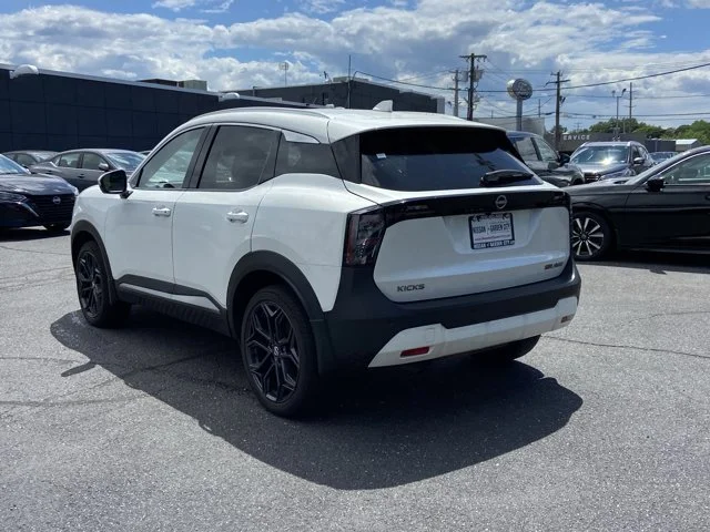 2025 Nissan Kicks SR AWD - Photo 6