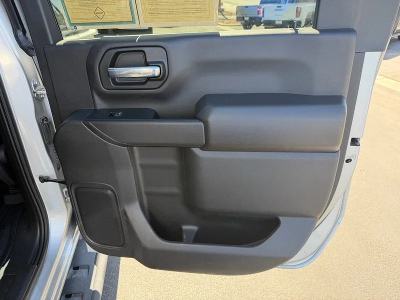 Used 2023 Silver Ice Metallic Chevrolet LT image 23