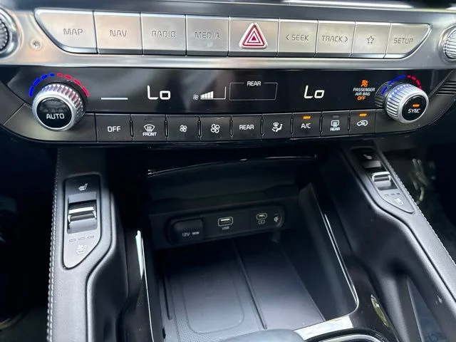 Used 2024 White Kia SX-Prestige X-Line image 31