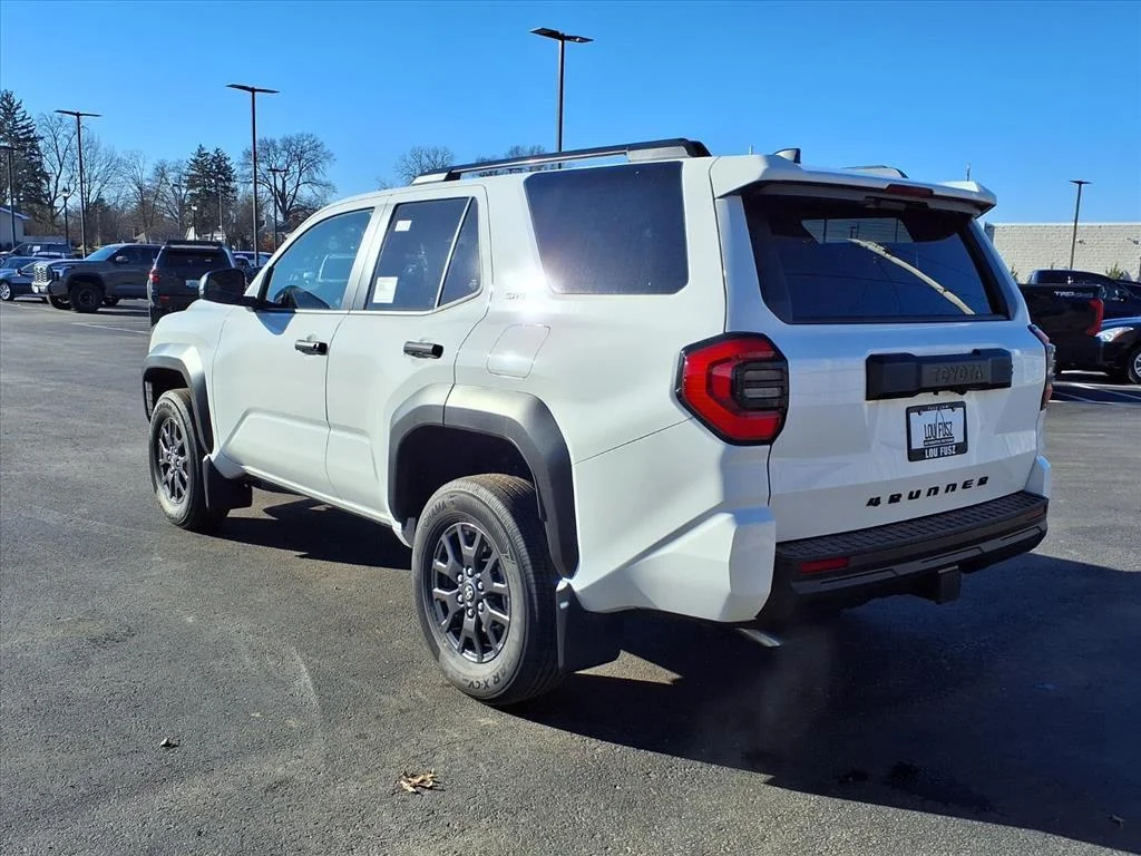 2026 Toyota 4Runner SR5 - Photo 19