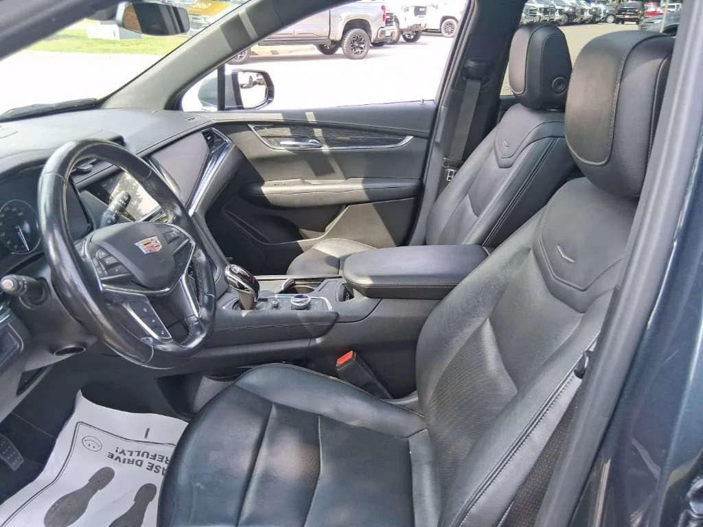 Used 2021 SHADOW METALLIC Cadillac AWD Premium Luxury image 12