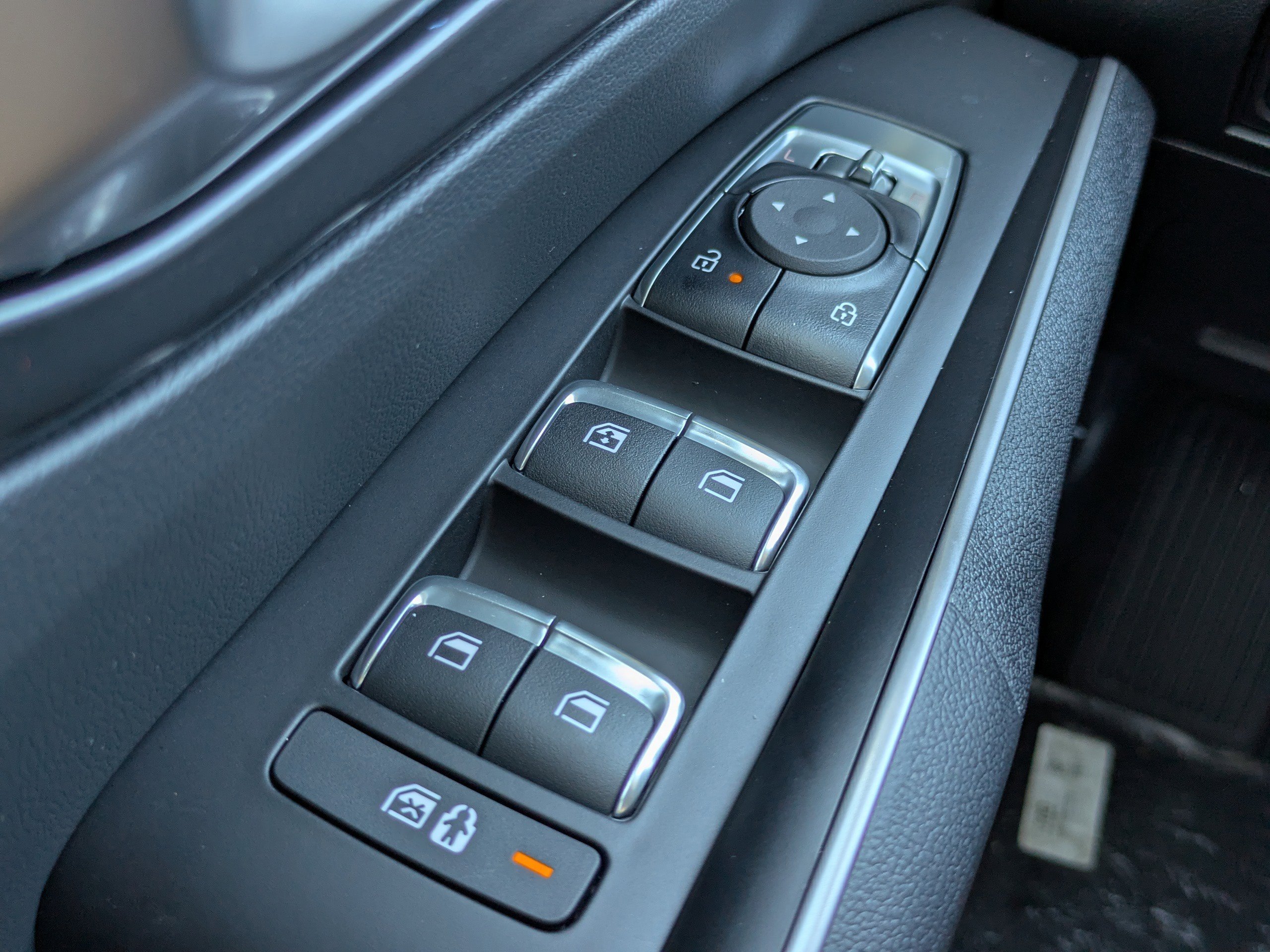 New 2026 Glacial White Pearl Kia S image 32
