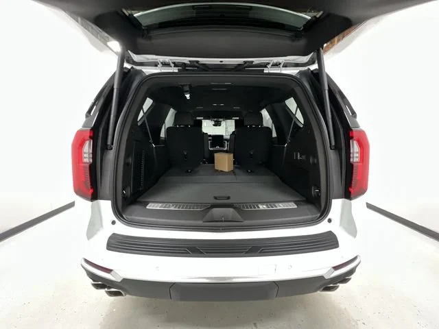 2026 GMC Yukon Denali - Photo 27
