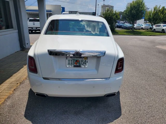 Used 2019 White Rolls-Royce Base image 9