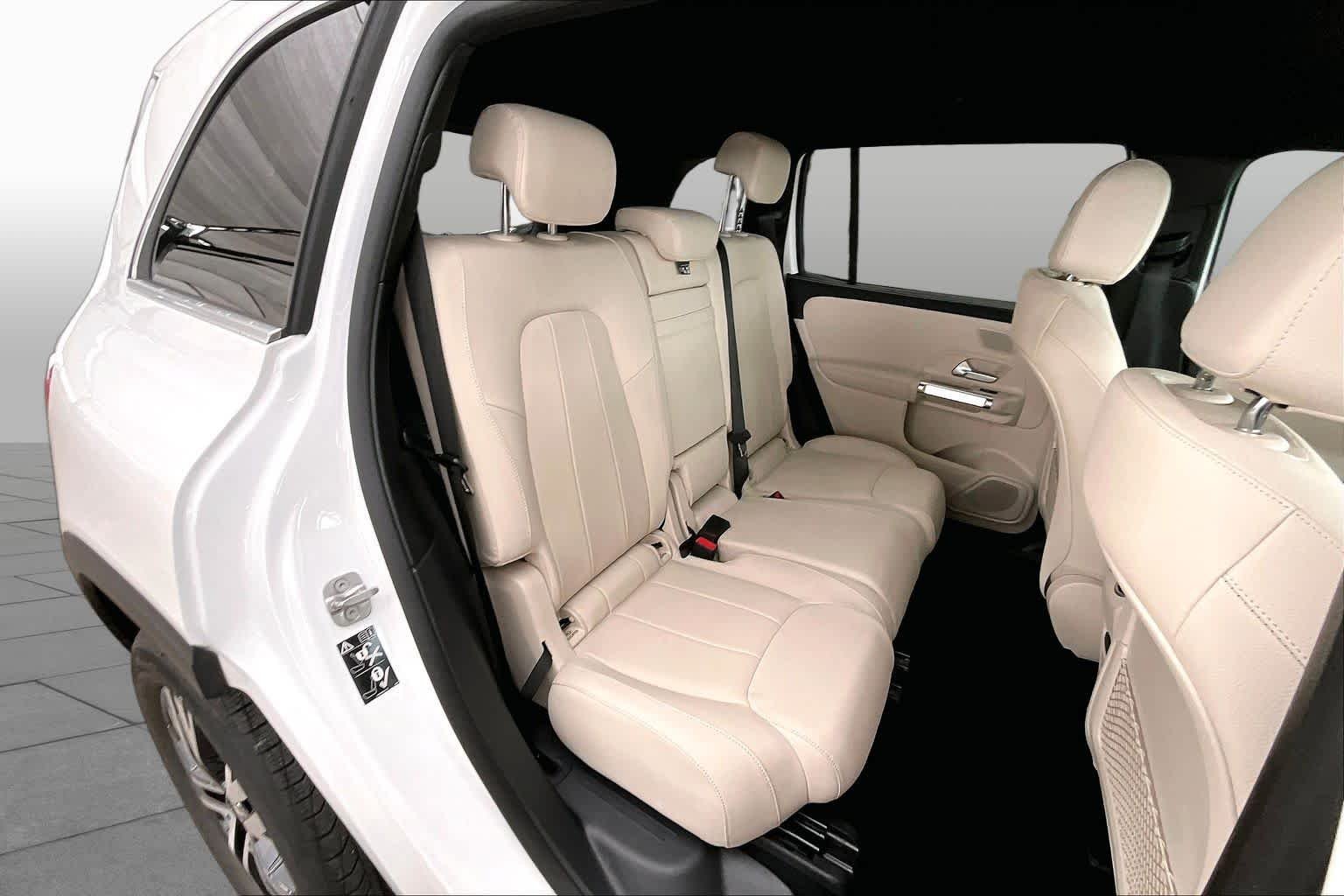 Certified Used 2025 Polar White Mercedes-Benz GLB 250 image 20