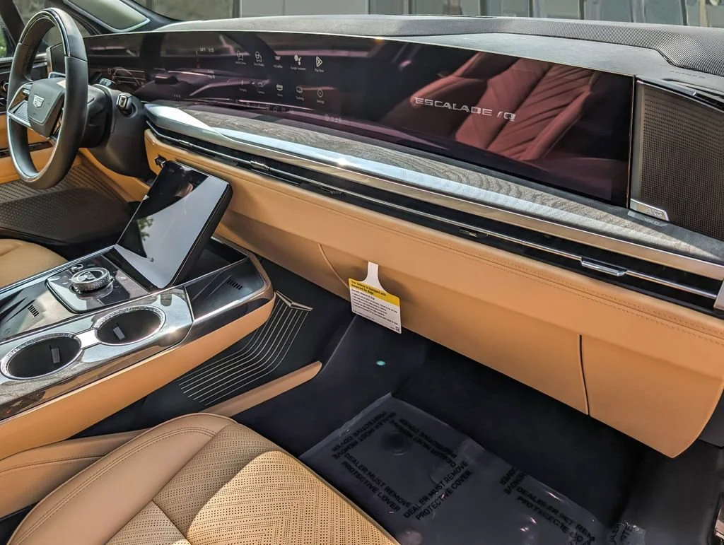 2025 Cadillac Escalade IQ Luxury 2 - Photo 25