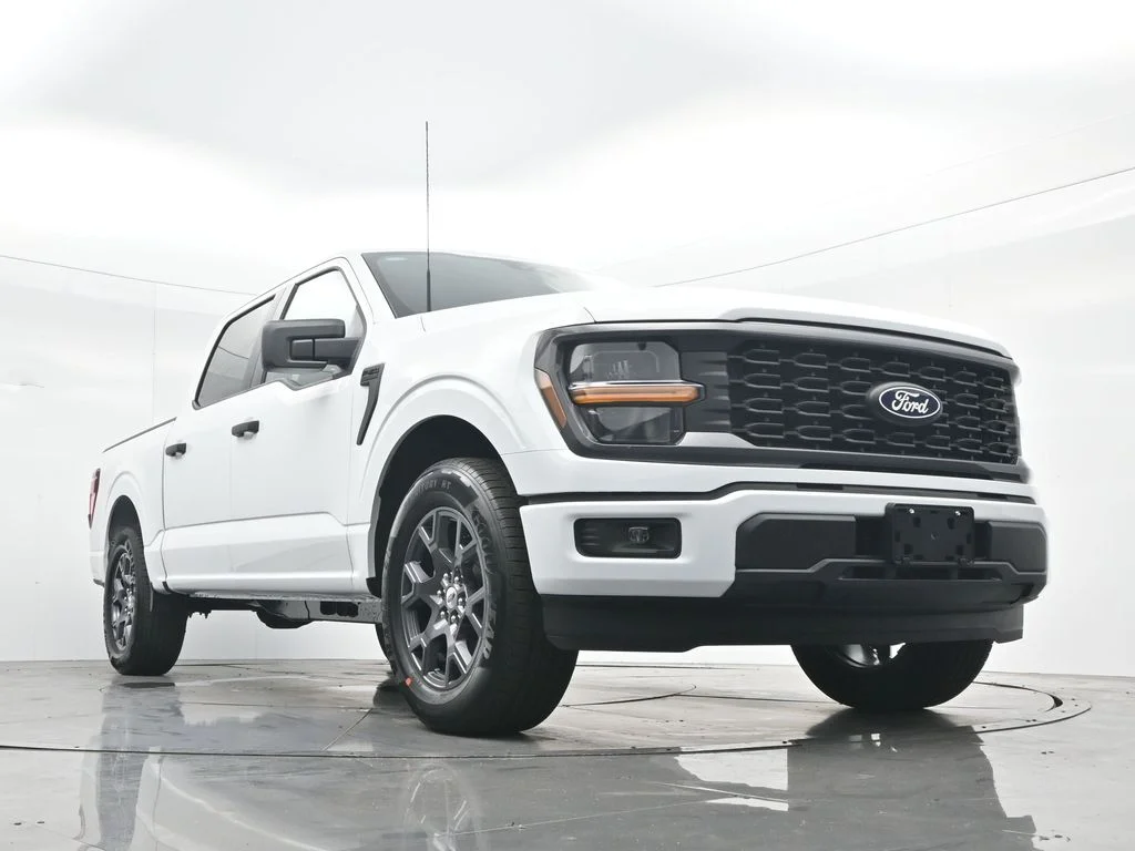 New 2026 Oxford White Ford STX® image 35