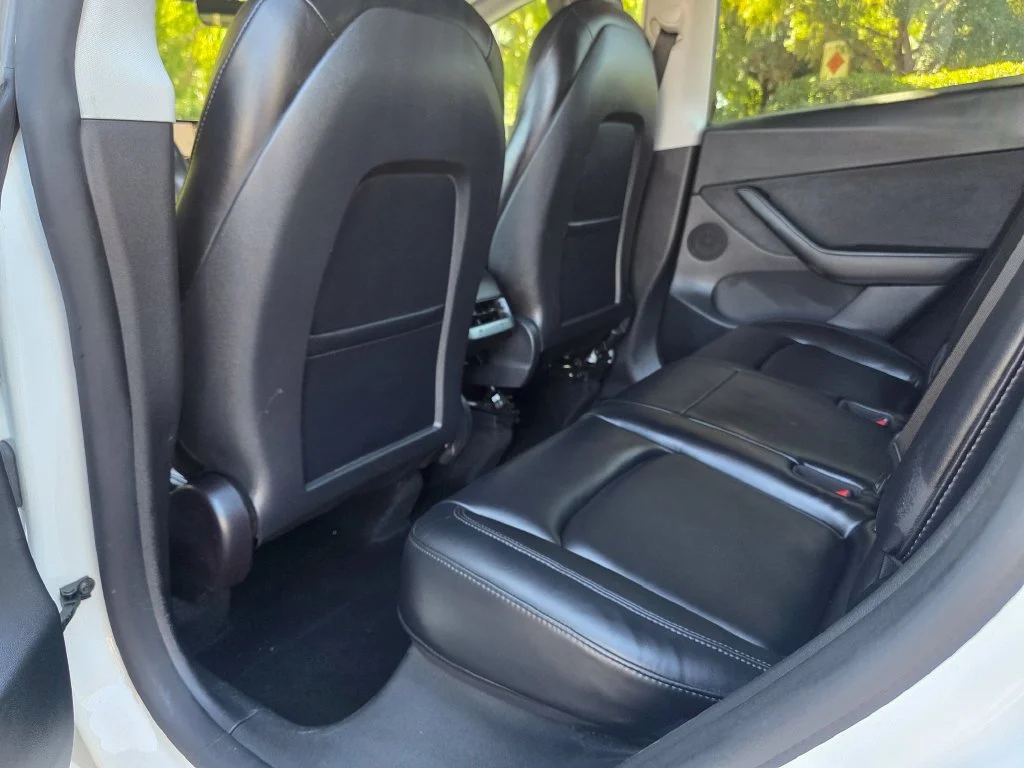 Used 2021  Tesla Long Range image 26
