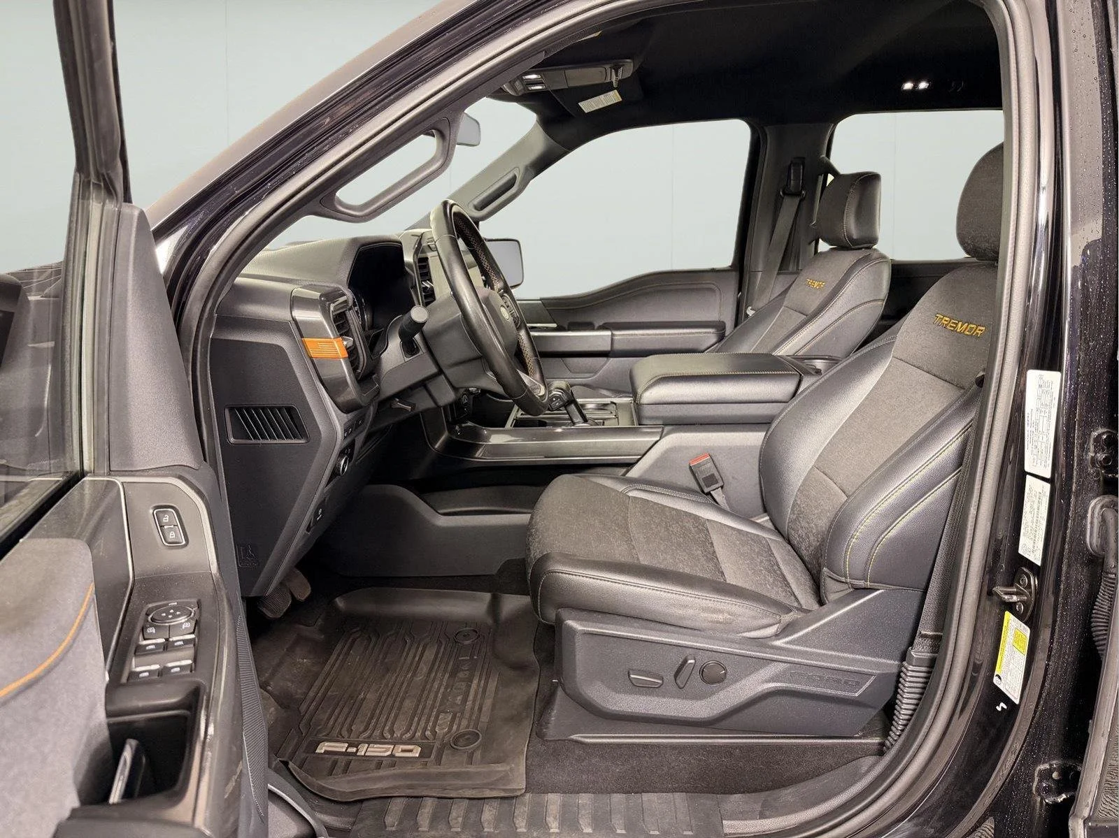 Used 2023 Agate Black FORD TREMOR image 12