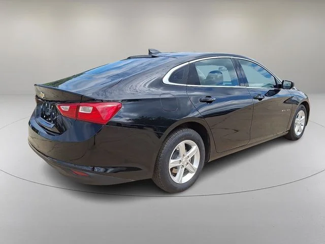 Used 2023 Black Chevrolet LS image 11