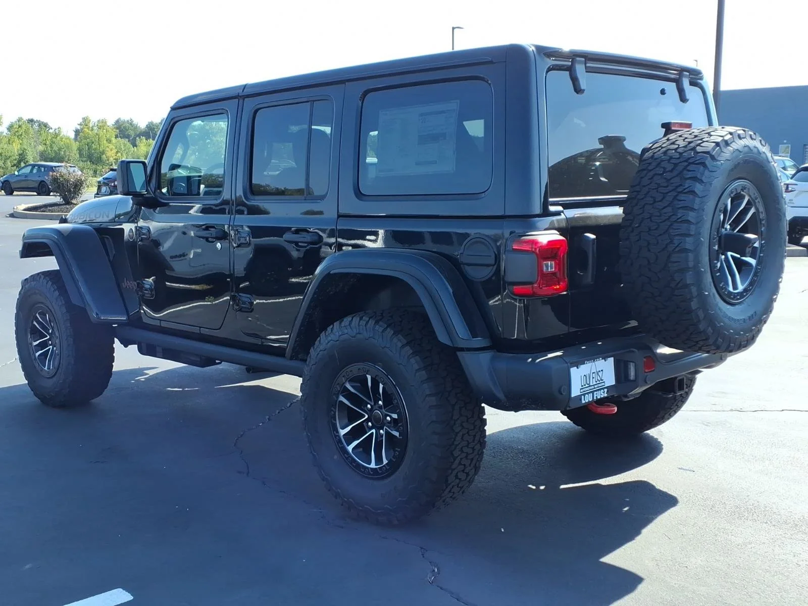 New 2026 Black Clear-Coat Exterior Paint Jeep Rubicon X image 4