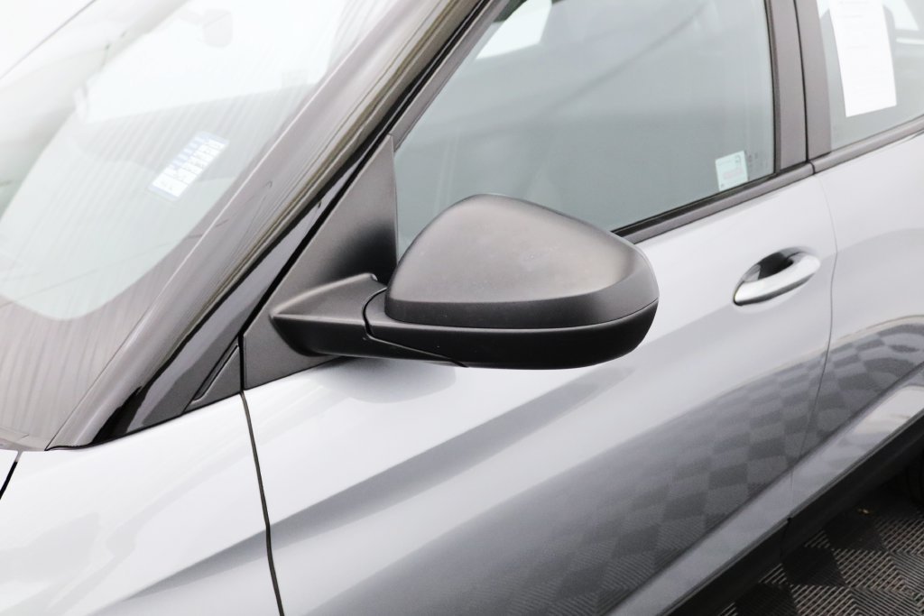 2023 Chevrolet TrailBlazer LS - Photo 11