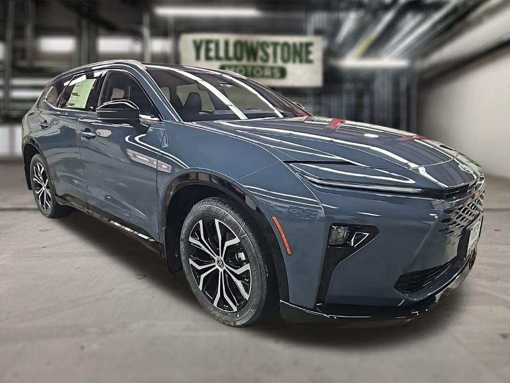 2025 Toyota Crown Signia XLE - Photo 6