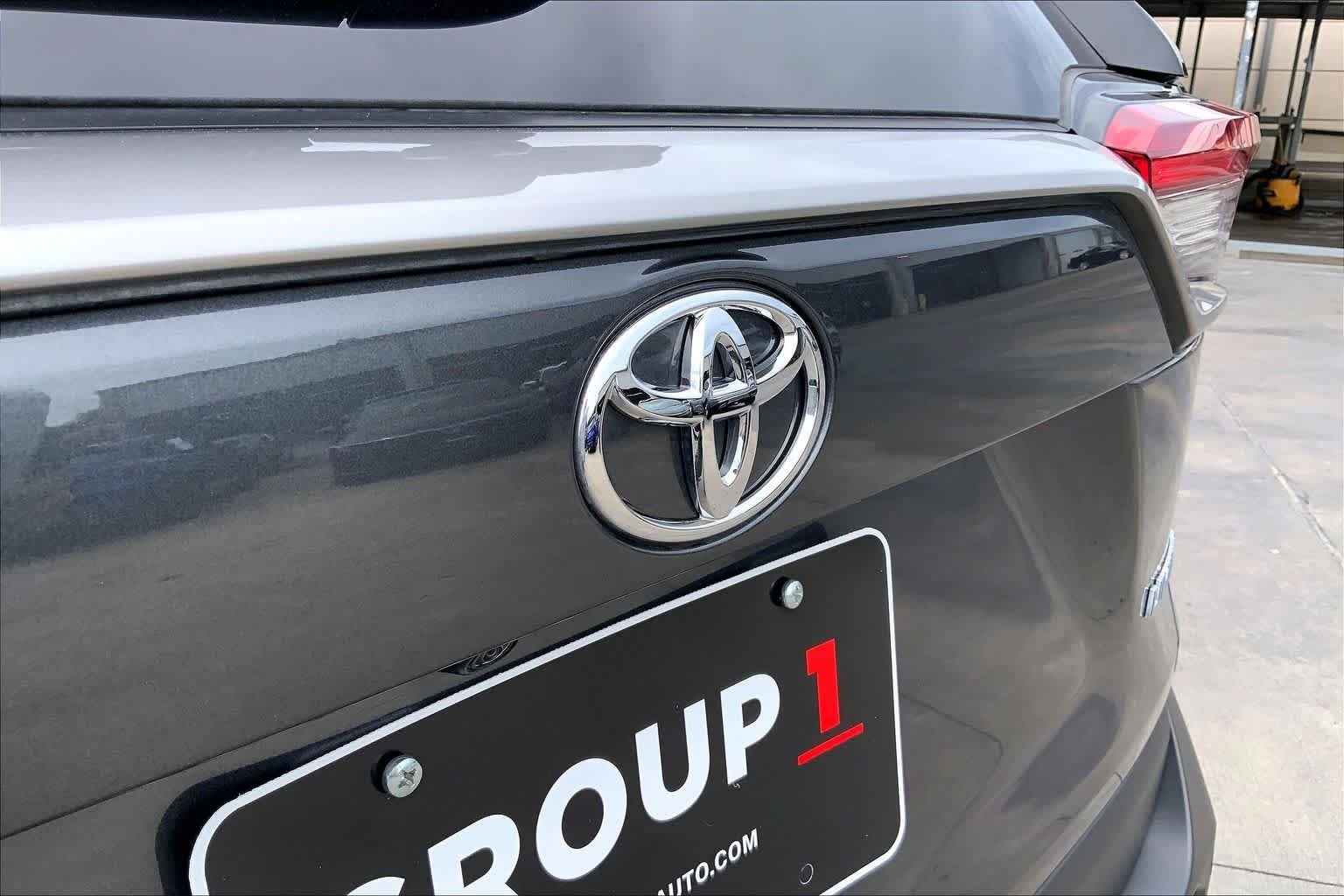 Used 2025 Magnetic Gray Metallic Toyota Limited image 31