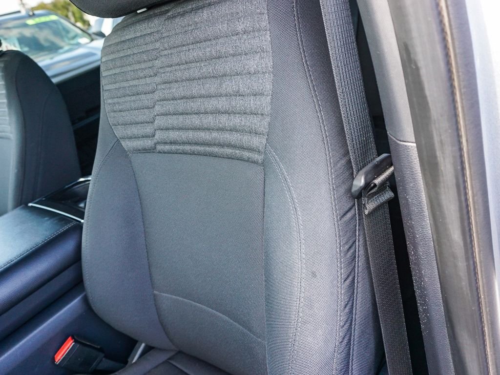 Used 2023 Silver Ford XL image 20