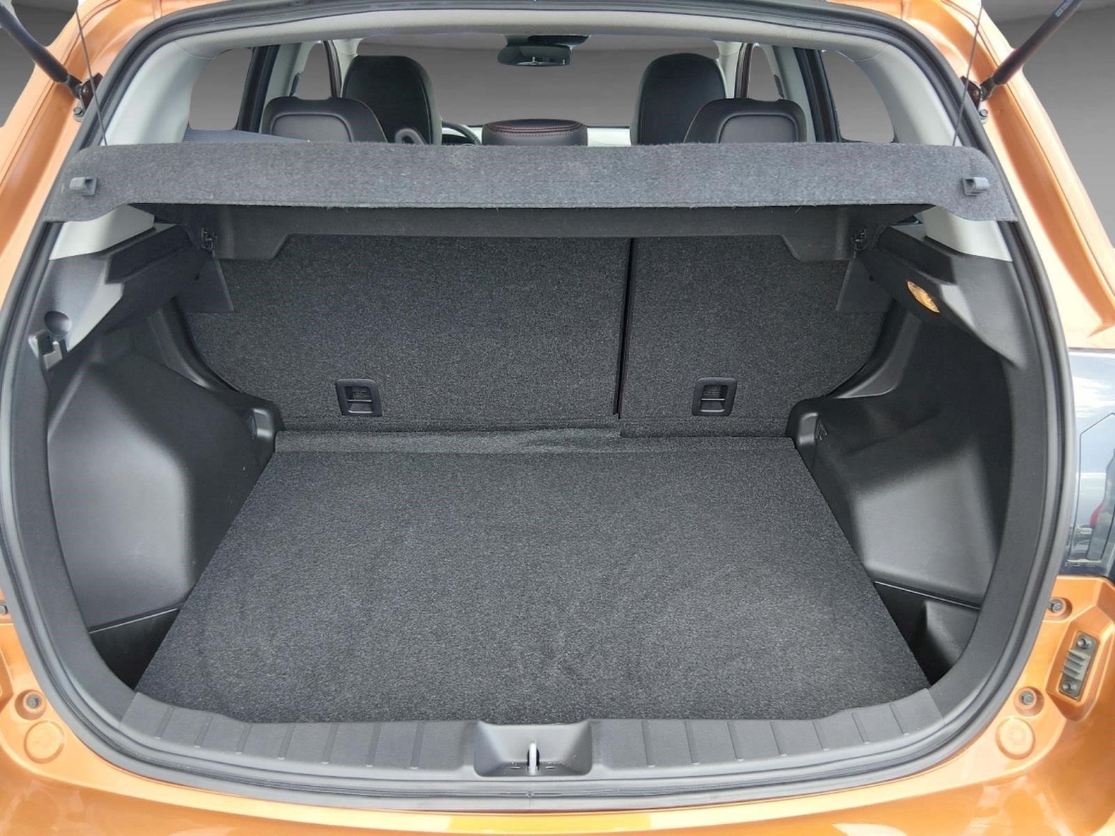 Used 2023 Sunshine Orange Metallic Mitsubishi ES image 21