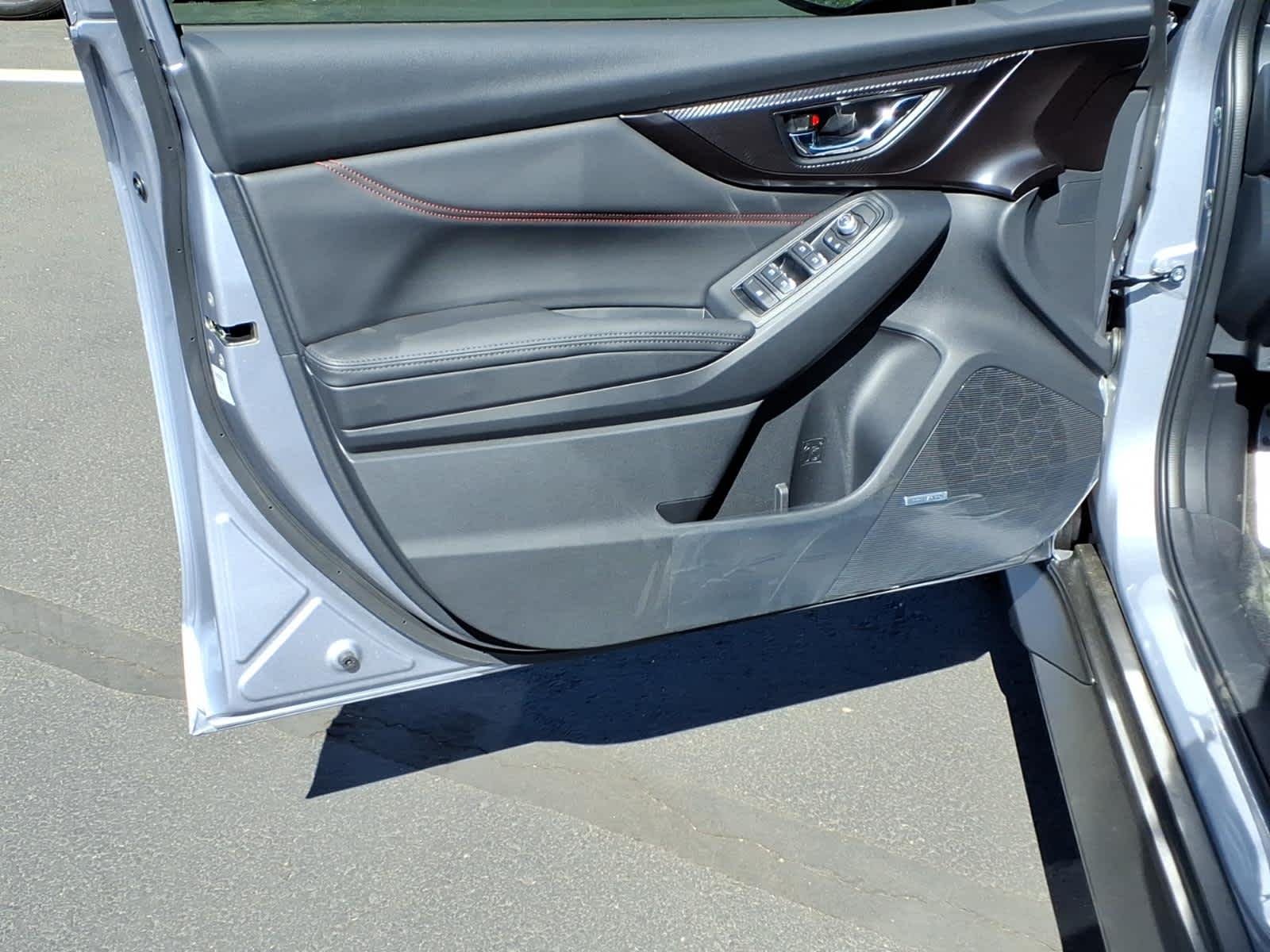 New 2026 ICE SILVER METALLIC Subaru Premium image 32