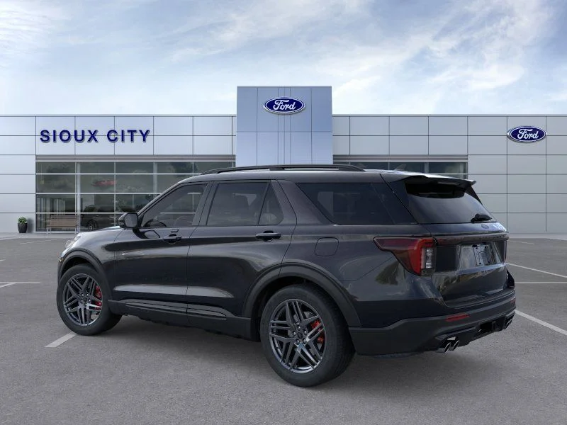 New 2026 Agate Black Metallic Ford ST image 4