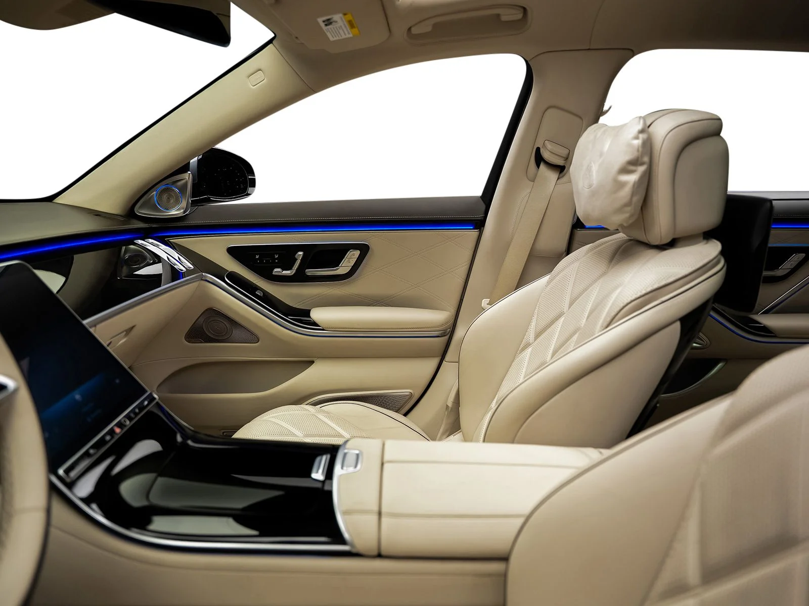 Used 2024 Silver Mercedes-Benz Maybach S 580 image 60