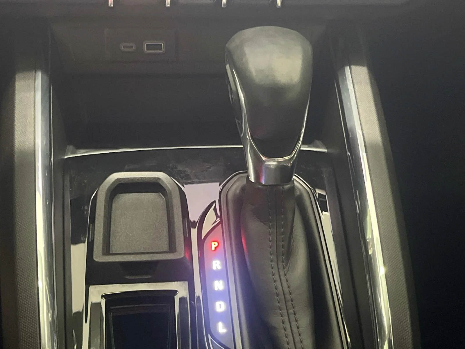 Certified Used 2024 Onyx Black GMC Elevation image 23