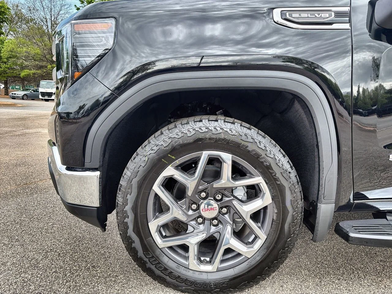 New 2026 Onyx Black GMC SLE image 28