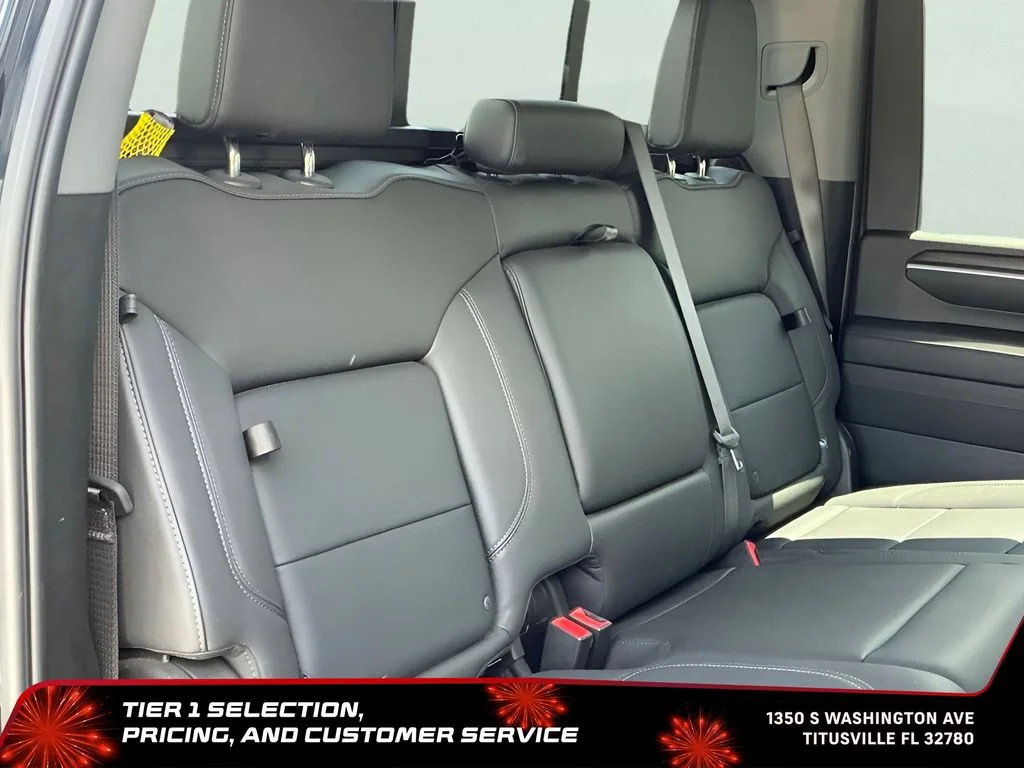 Certified Used 2024 Onyx Black GMC SLT image 17