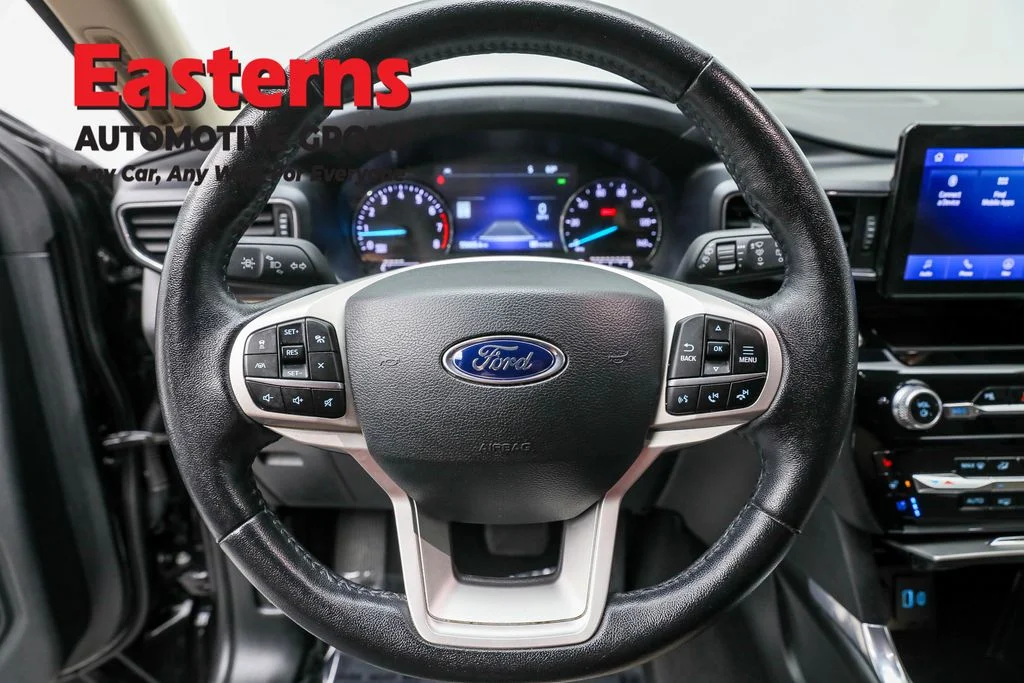 Used 2023 Black Ford Limited image 10