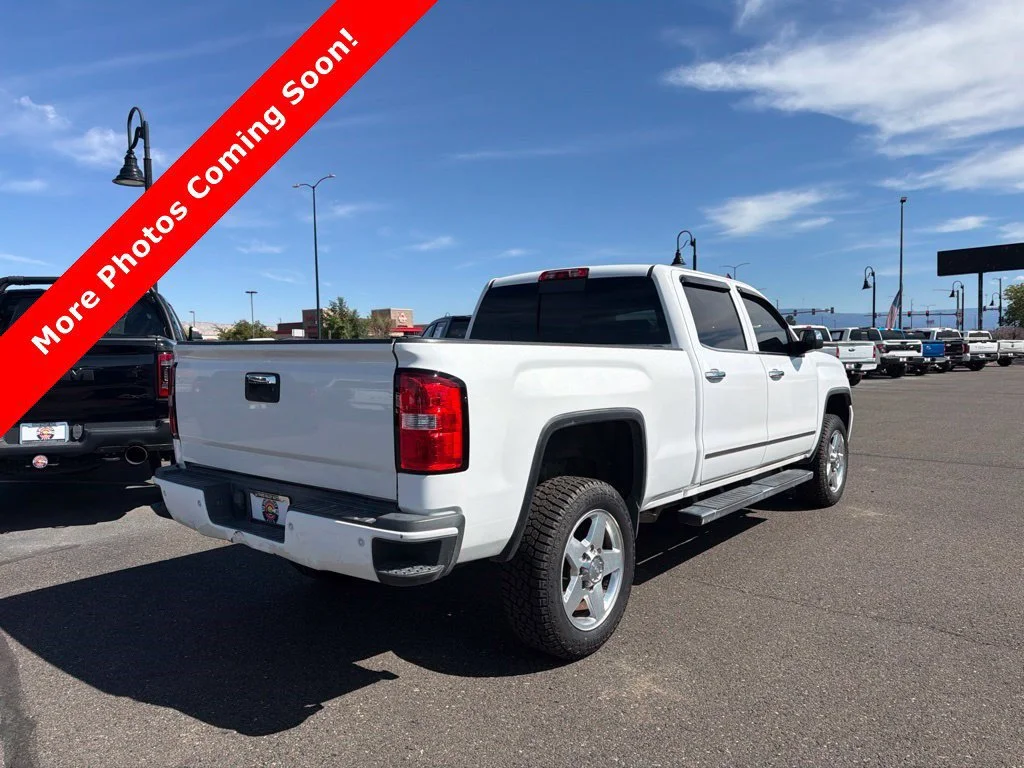 Used 2015 White GMC Denali image 2