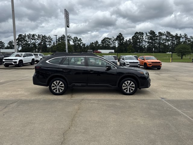 Used 2020 Crystal Black Silica Subaru BASE image 4