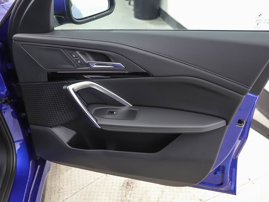Used 2026 Blue Metallic BMW xDrive28i image 28
