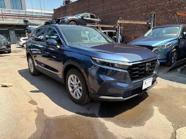 Used 2024  Honda EX-L image 3