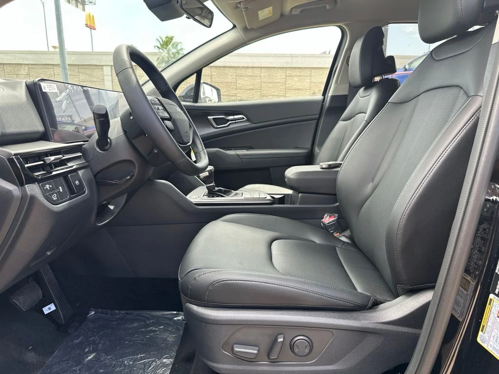 New 2026 Black Kia EX image 9