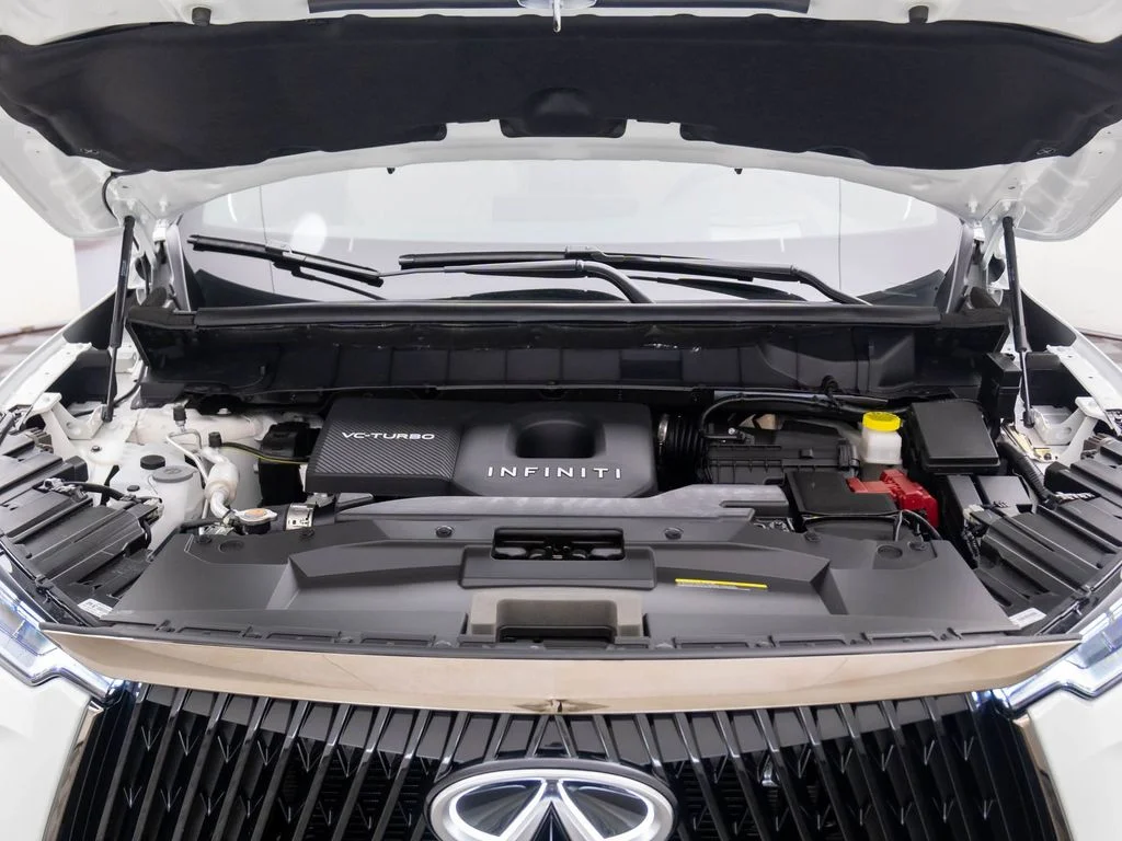 New 2027 2T RAD WHT INFINITI Autograph AWD image 29