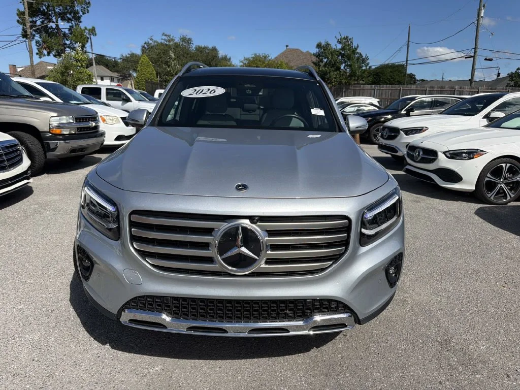 Certified Used 2026 Silver Mercedes-Benz GLB 250 image 2