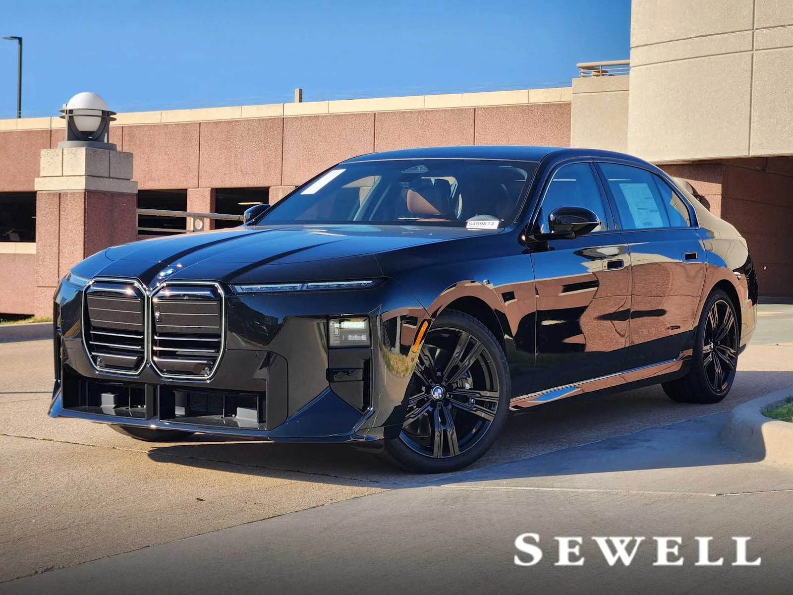 2027 BMW 740i 740i