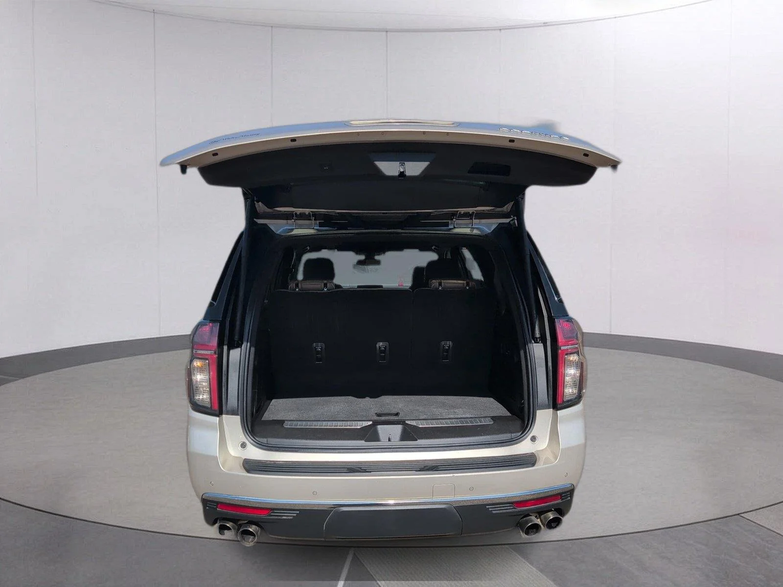 Used 2021 EMPIRE BEIGE METALLIC Chevrolet Premier image 5