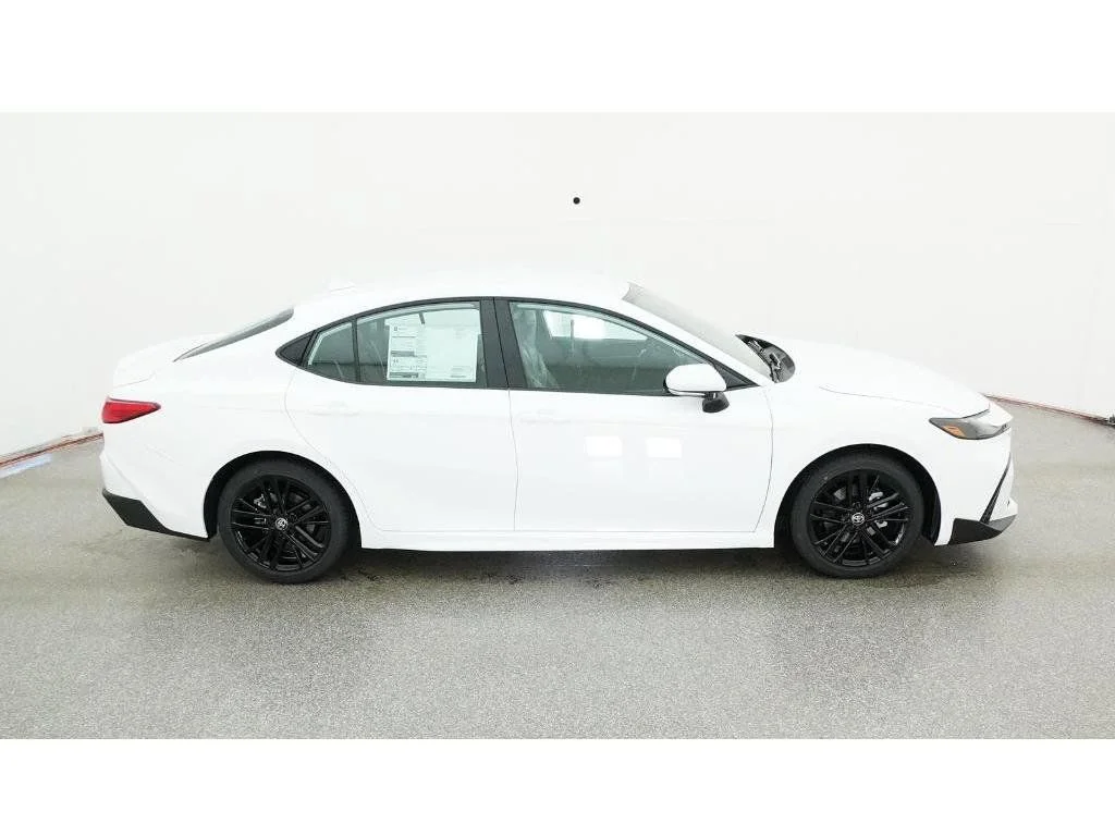 New 2026 Ice Cap Toyota SE image 14