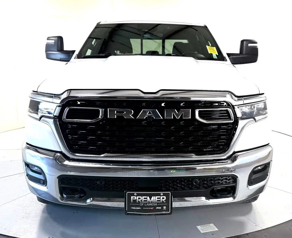 Used 2025 White Ram Big Horn/Lone Star image 9