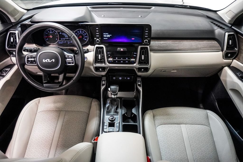 Used 2022 Gray Kia EX image 13