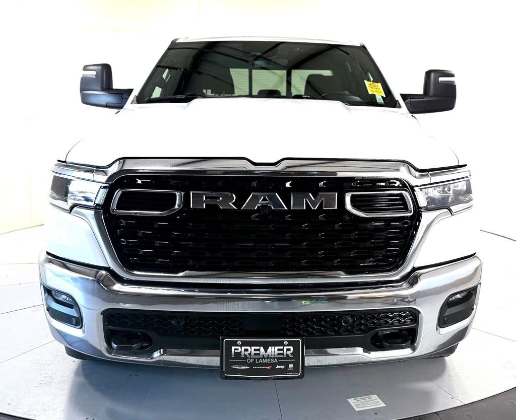 Used 2025 White Ram Big Horn/Lone Star image 9