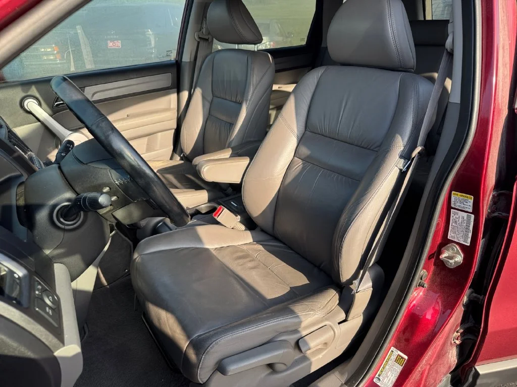Used 2007 Tango Red Pearl Honda EX-L image 17