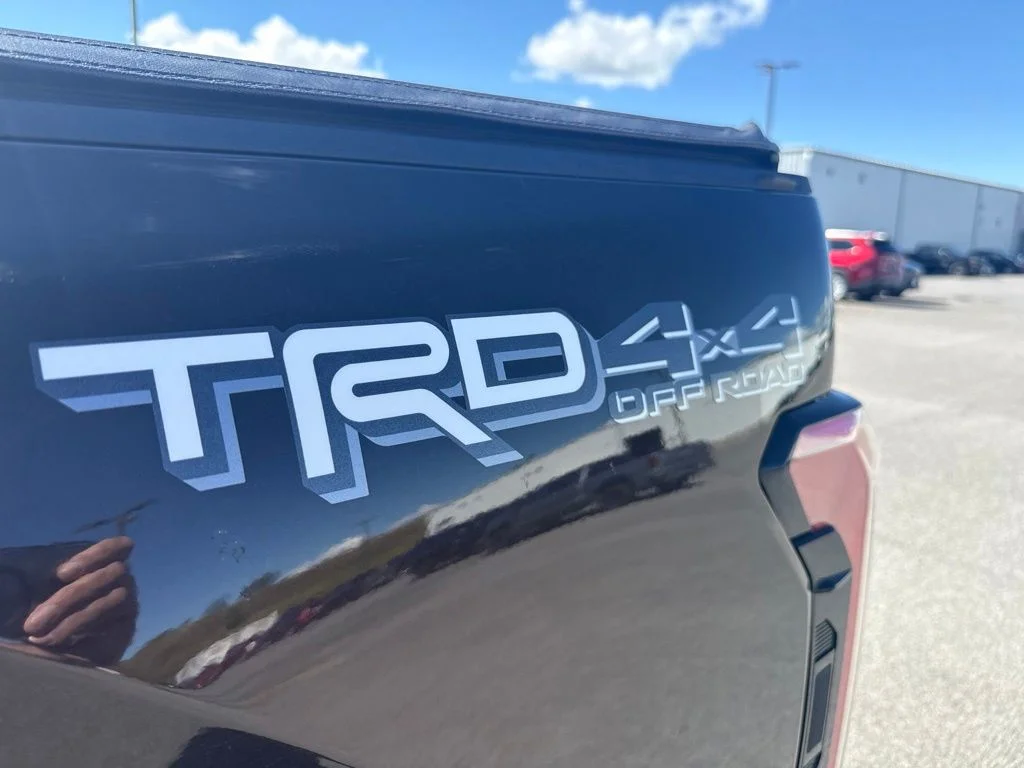 Used 2024  Toyota Limited image 10