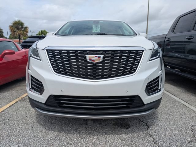 Used 2024 Crystal White Tricoat Cadillac Premium Luxury image 2