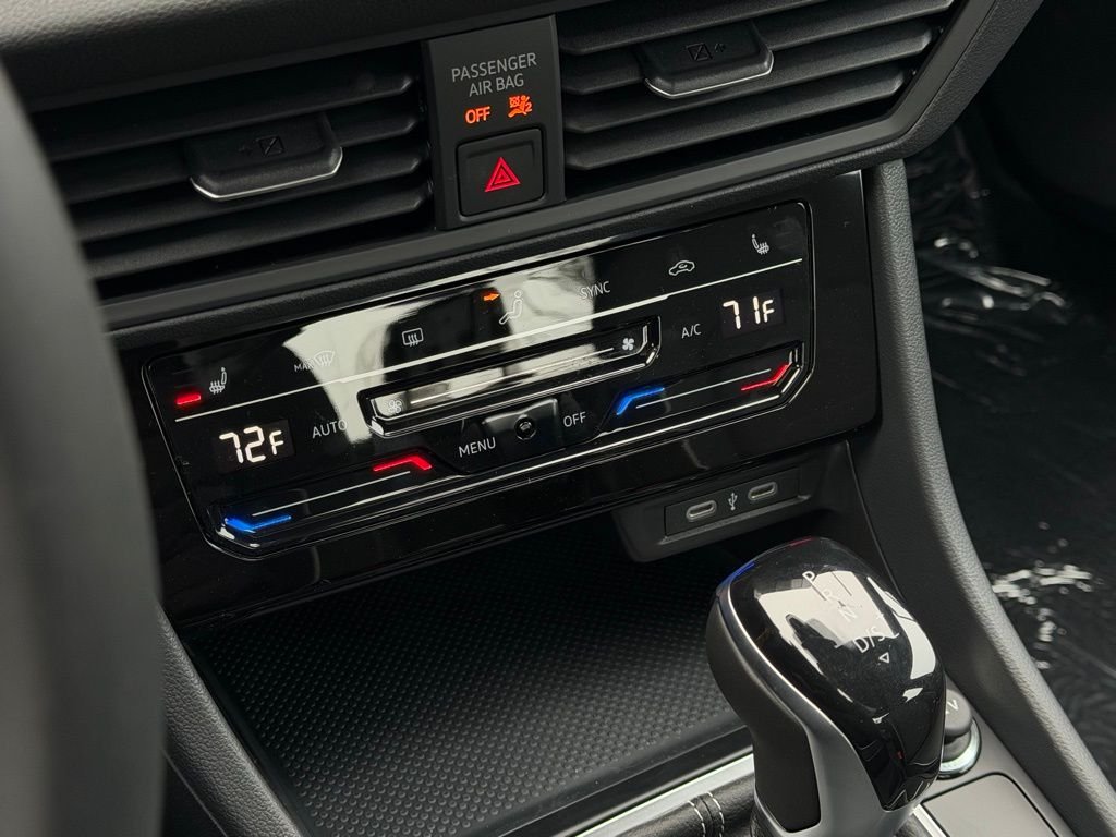 2026 Volkswagen Jetta Sport - Photo 31