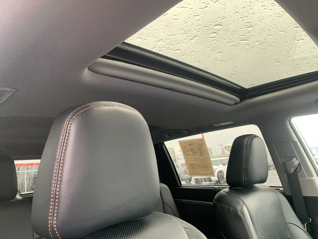 Used 2018 Silver Toyota Limited image 19