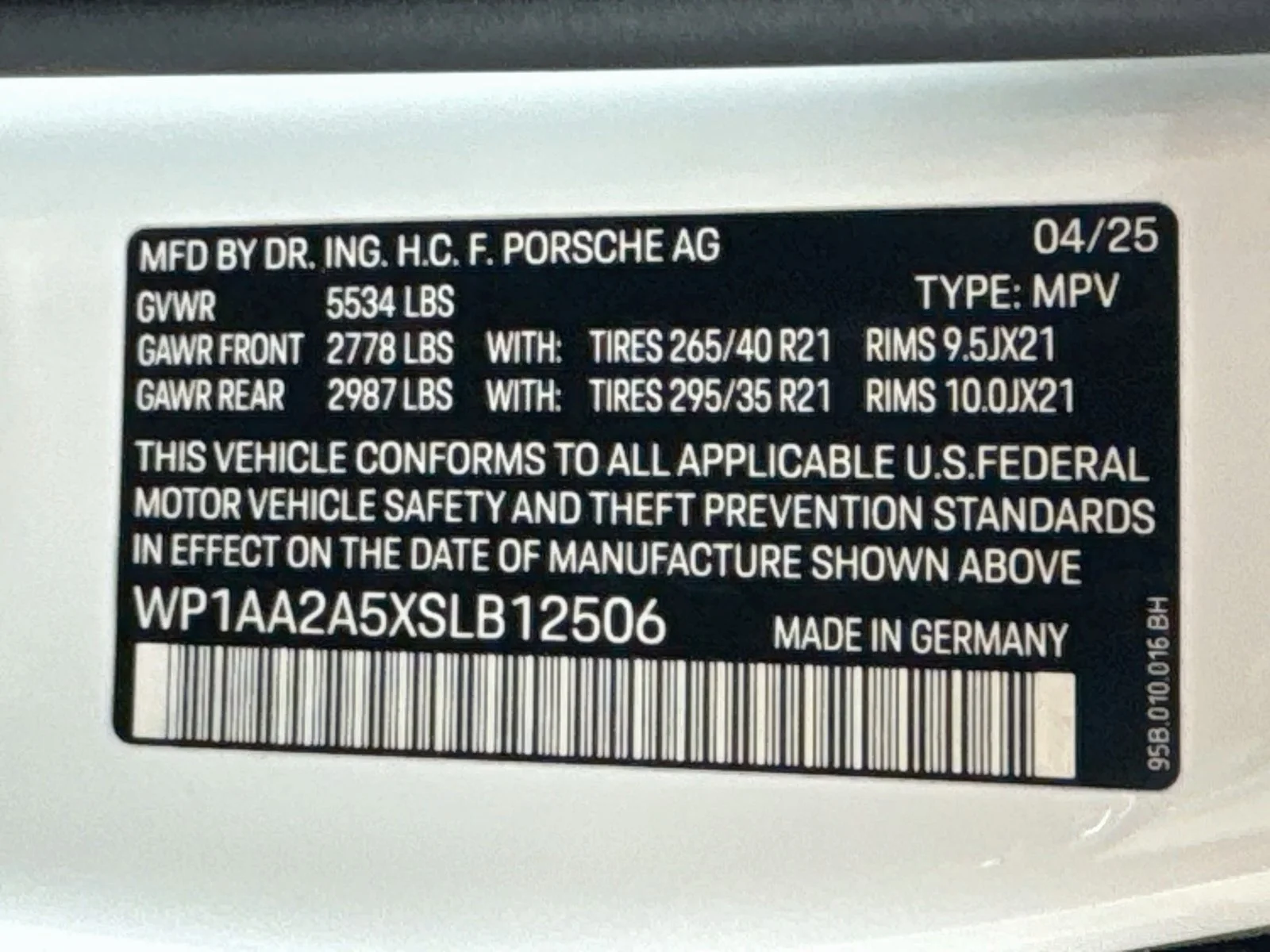 Certified Used 2025 White Porsche T image 27